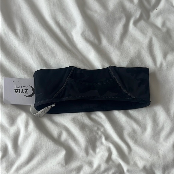 Zyia Active Black Headband - Picture 5 of 5